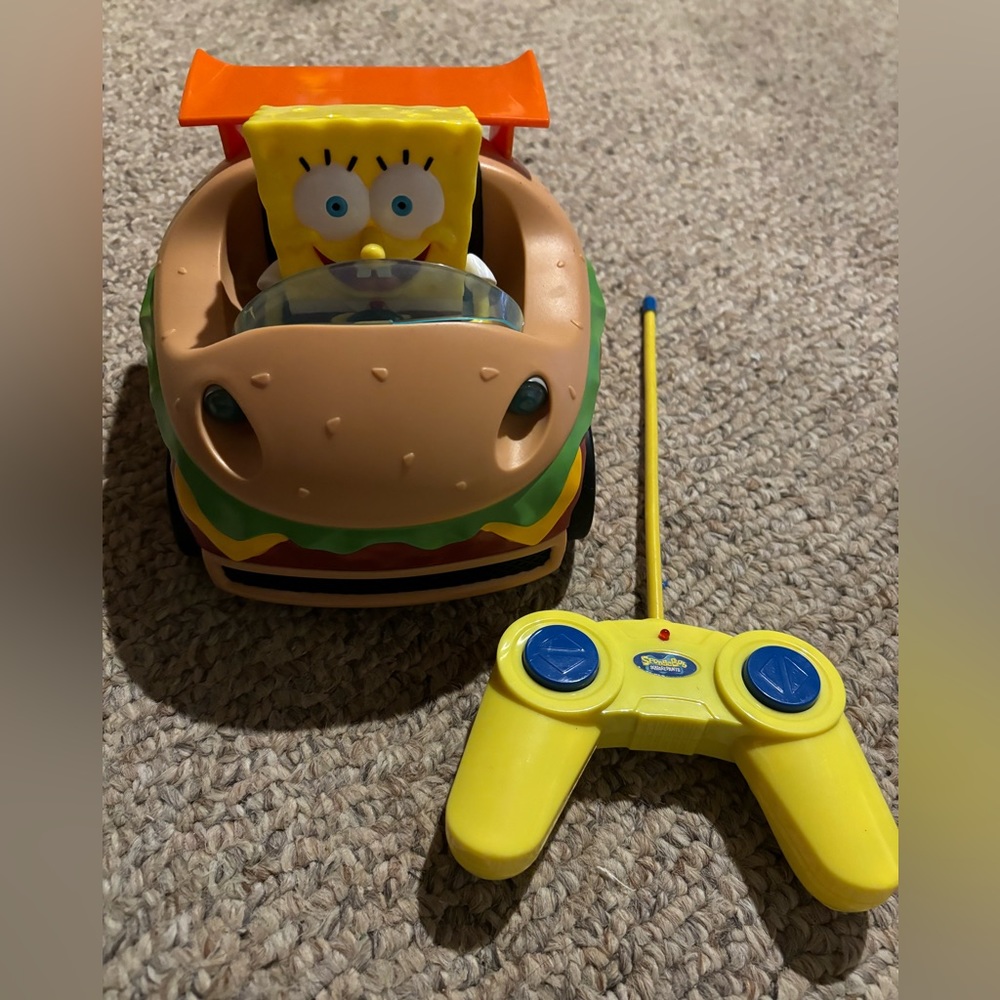 NKOK REMOTE CONTROL KRABBY PATTY VEHICLE WITH SPONGEBOB